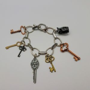 Keys & Owl Charms Bracelet
